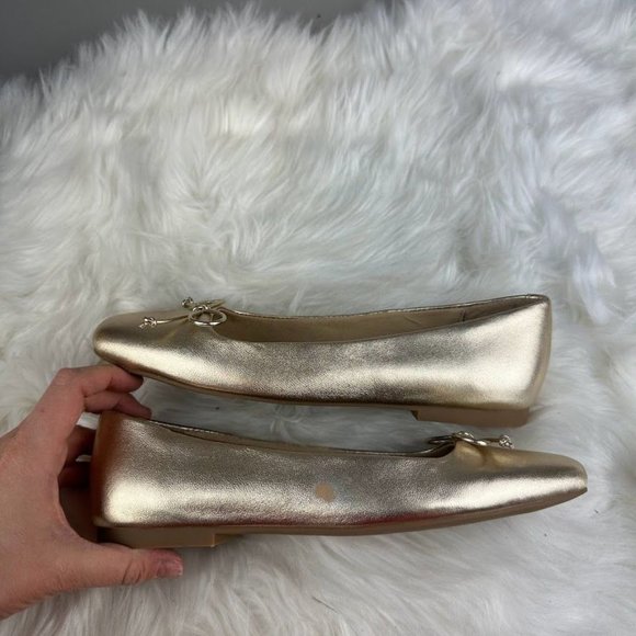 Steve Madden Eydie Flat in Gold - Picture 5 of 8